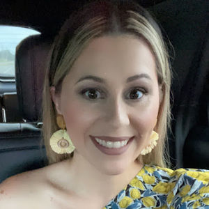 Meet your Posher, Marcela